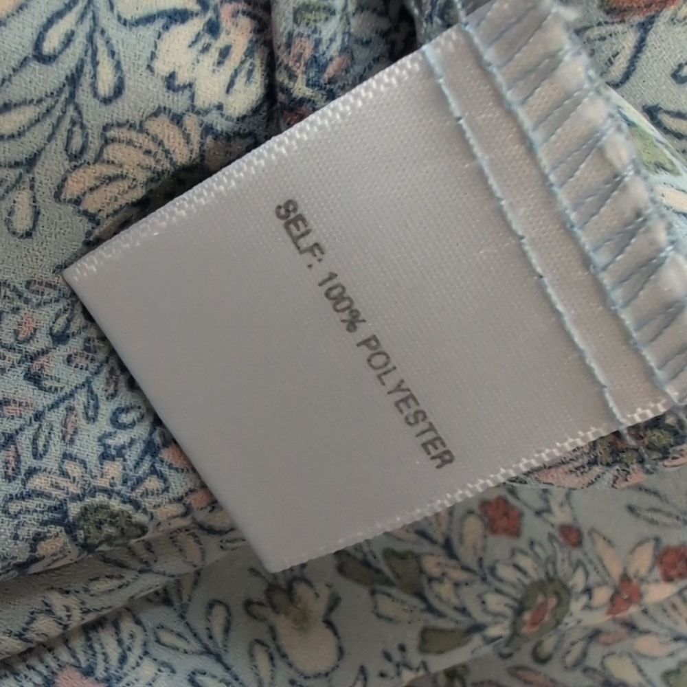 Rose + Olive blue floral blouse 3/4 balloon sleeves, v-neckline smocking size 2X - Picture 5 of 8